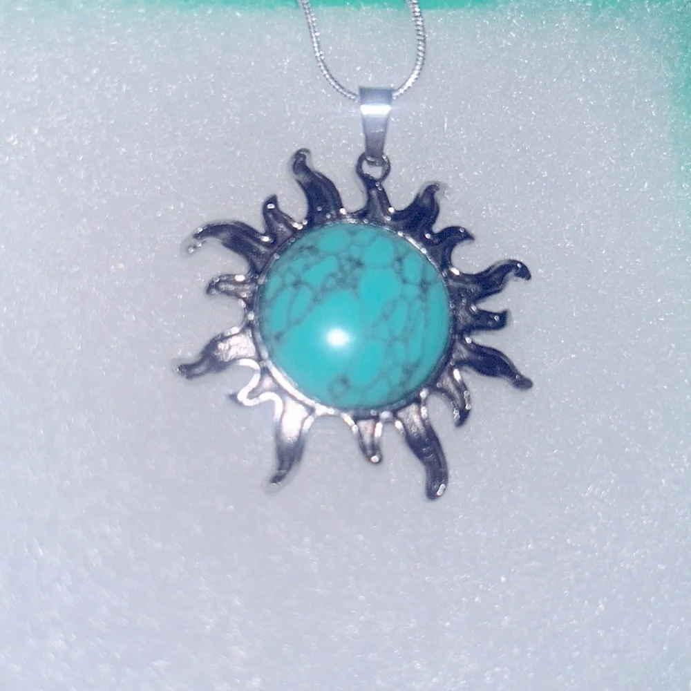 Boho hippie Turquoise Crystal Sun Sterling Silver Necklace 16”